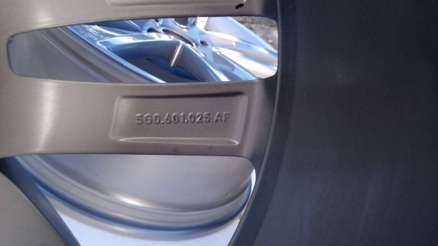 Elad� 4db gy�ri 18 VW Golf [Salvador] alufelni